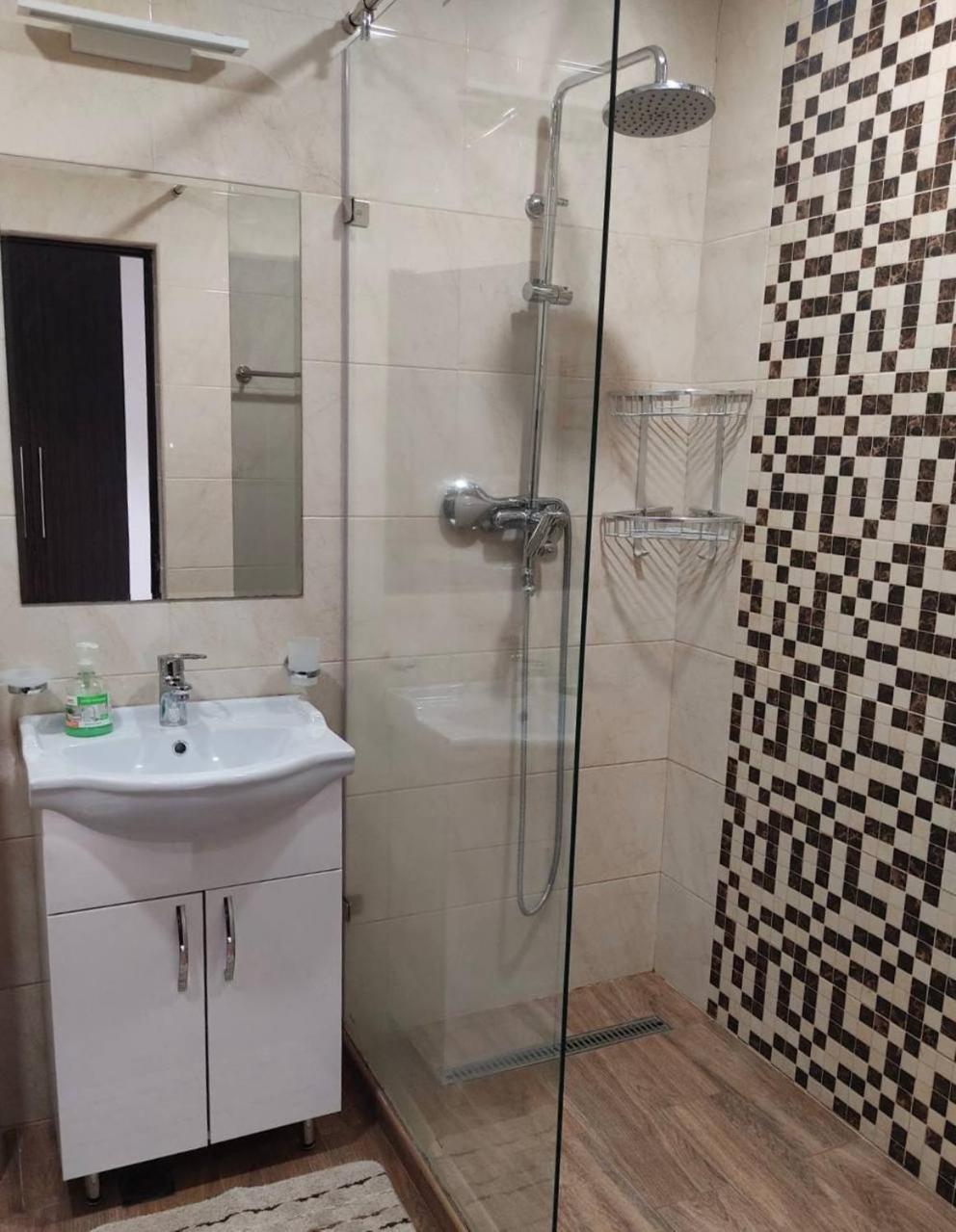 California Boutique Hotel Yerevan Bagian luar foto