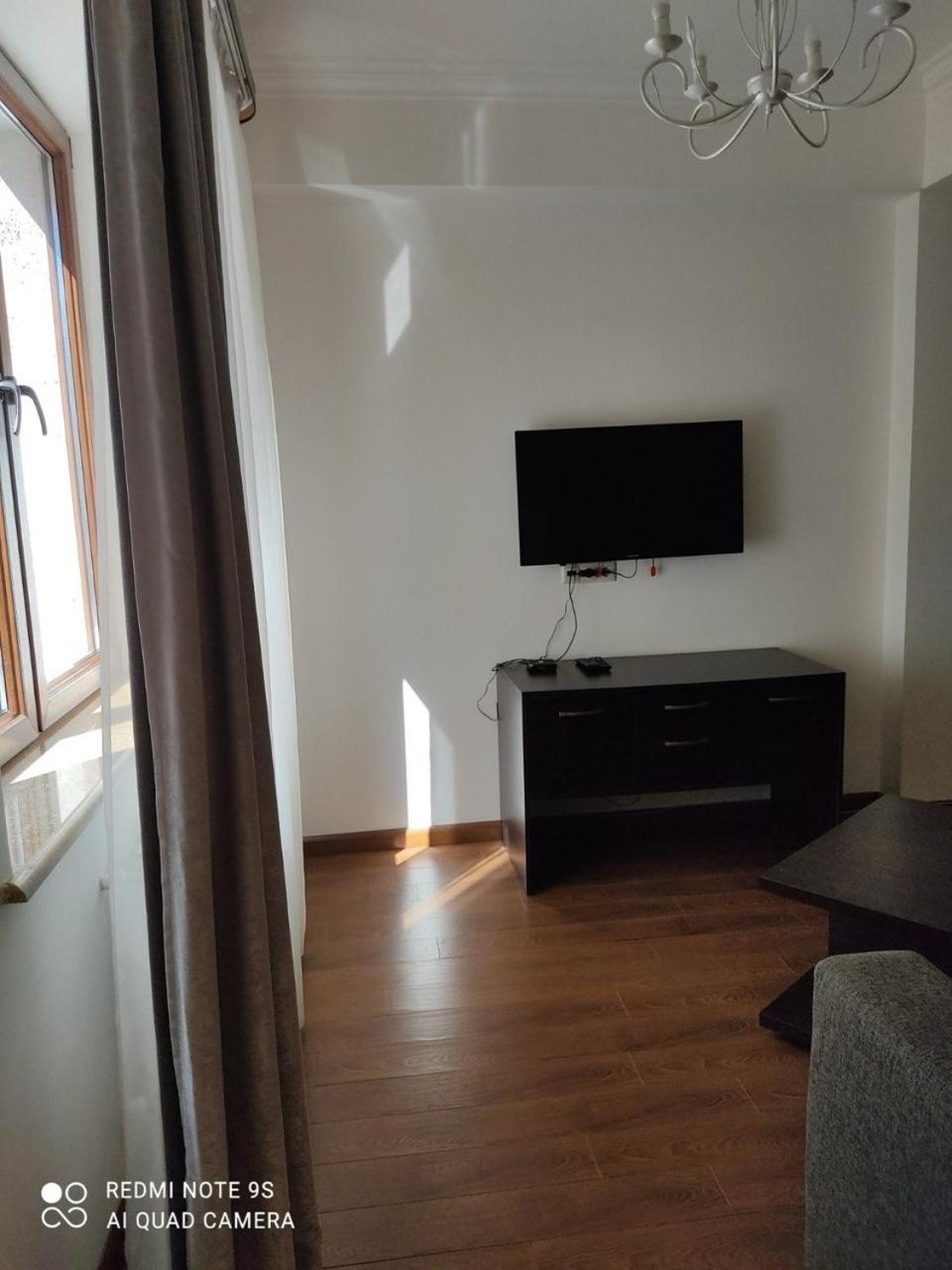 California Boutique Hotel Yerevan Bagian luar foto