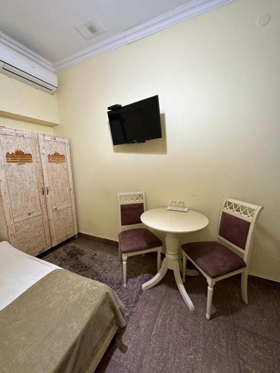 California Boutique Hotel Yerevan Bagian luar foto