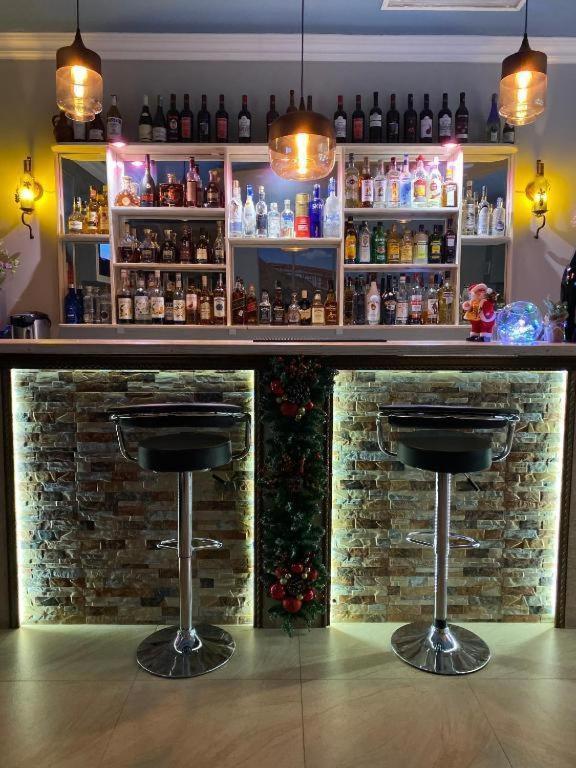 California Boutique Hotel Yerevan Bagian luar foto