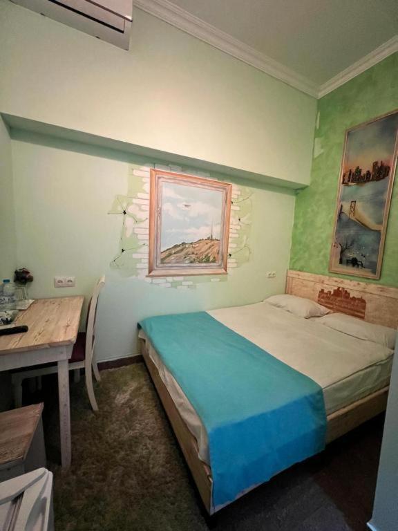 California Boutique Hotel Yerevan Bagian luar foto