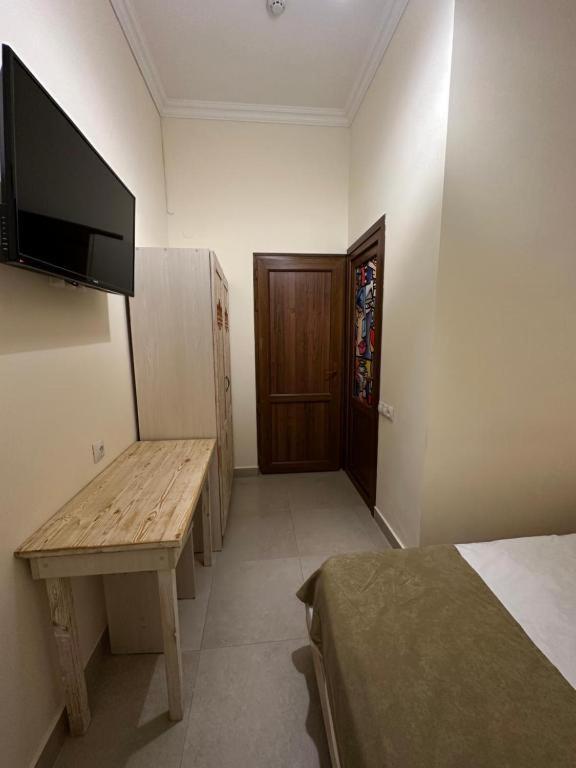California Boutique Hotel Yerevan Bagian luar foto