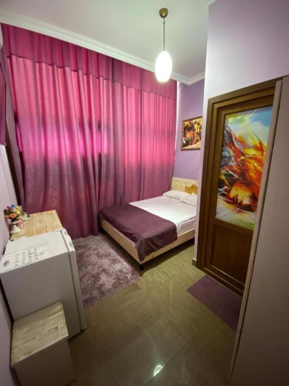 California Boutique Hotel Yerevan Bagian luar foto